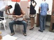 Samba pornô das amadoras cariocas dando no churrasco