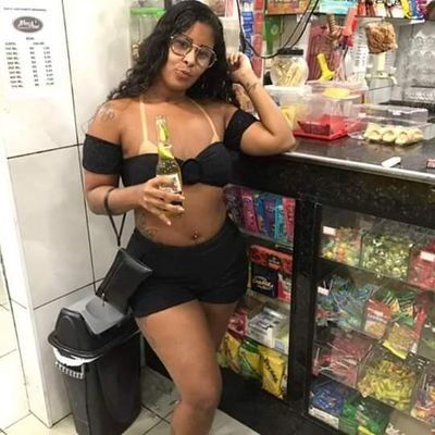 Brunna Carvalho caiu na net chupando pau de merda