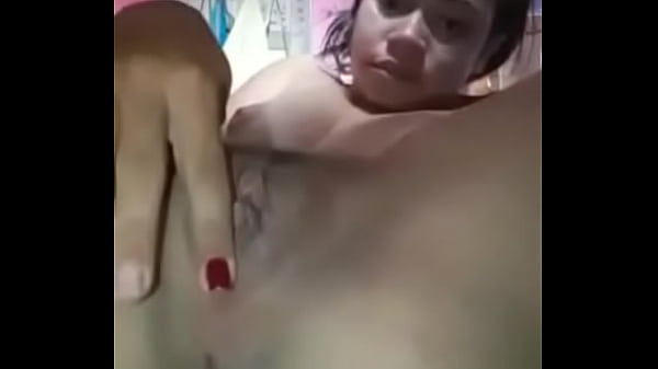 Video de sexo anal com novinha gostosa amadora de 18 anos
