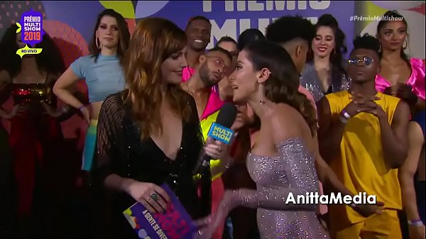 Foto nua da anitta